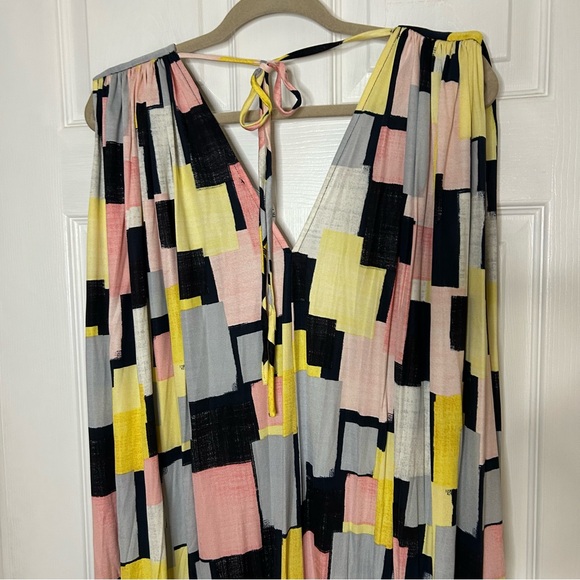 Beth Ditto Double Bubble Dress - Picture 10 of 14